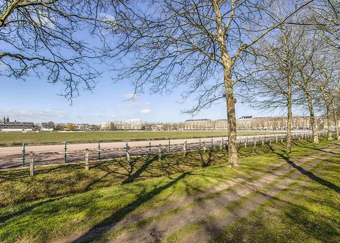 La Casa Valens - Petanque, Convivial & Atypique Апартаменты Кан